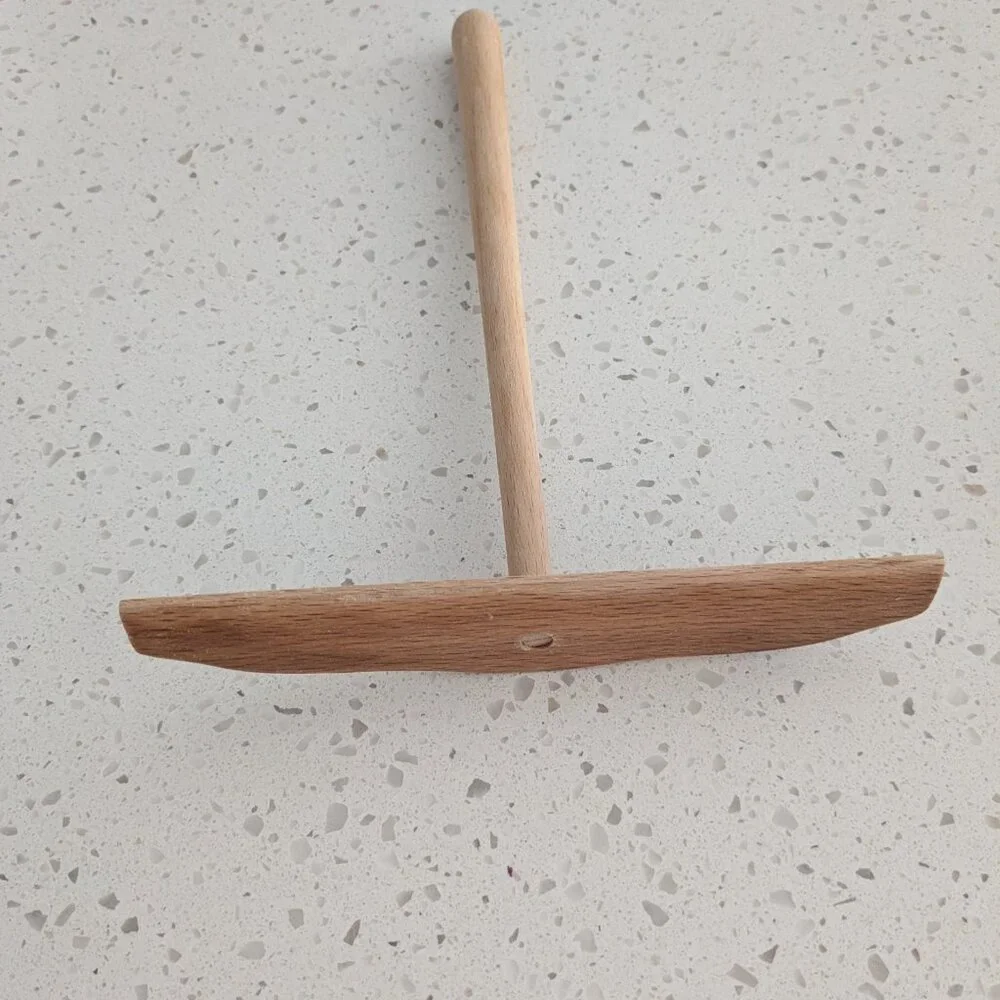 Sur la Table Crepe Spreader